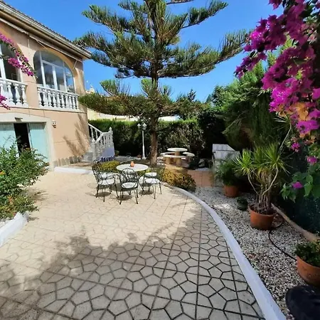 Quaint Ground Floor With Pool Lb1 Apartment Torrevieja